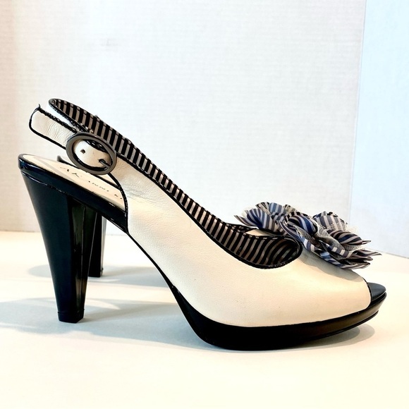 NWOT — Anne Klein Black & Cream 4 inch heels  size 8M - Picture 8 of 15